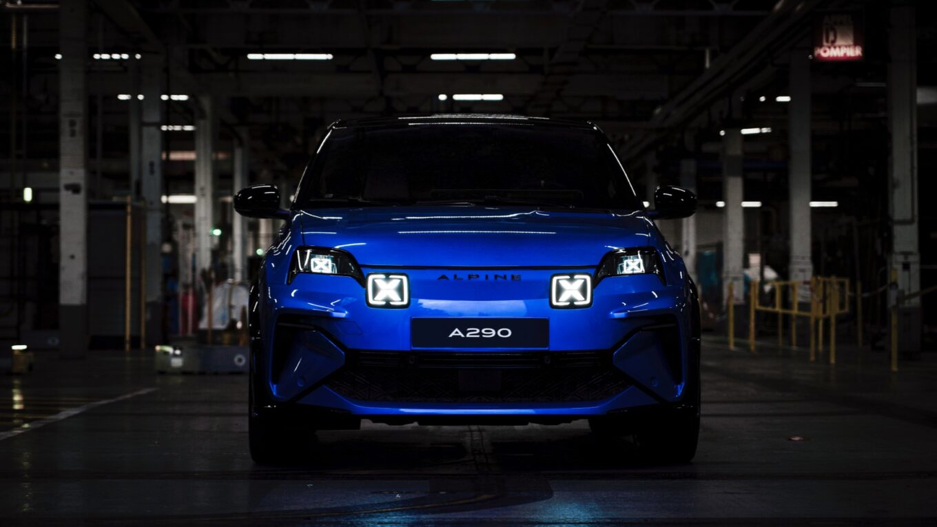 Alpine A290