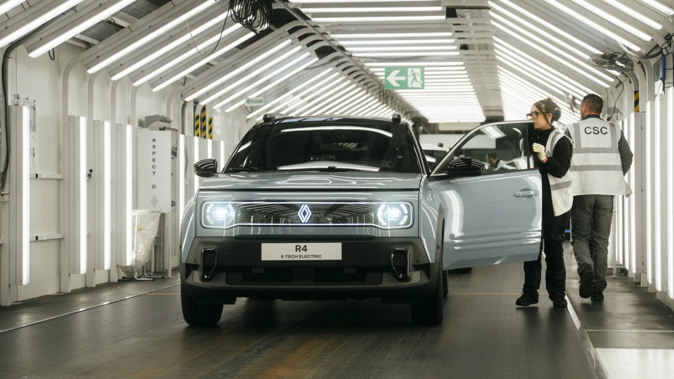 Renault 4 E-tech electric