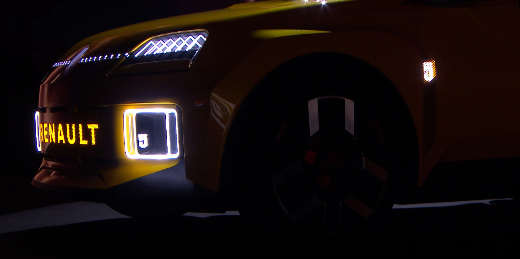 Headlamps and daytime running lights Renault 5 Prototype